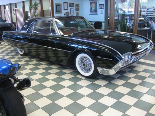 1962 ford thunderbird slight custom lots of $$$ invested