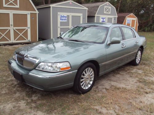 04 lincoln town car signature 1 owner new lincoln trade very nice &#034;no reserve&#034;!