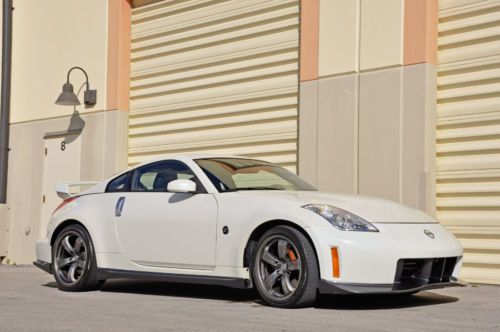 2008 nissan 350z nismo coupe 13k miles white over black/red 1 of 1500 produced