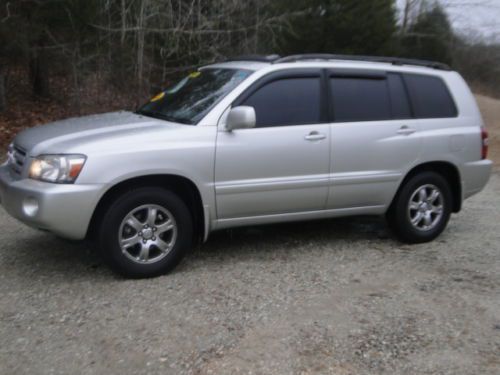 Nashville Used Cars >> Find used 2004 TOYOTA HIGHLANDER V6 3RD ROLL SEAT SUNROOF ... Nashville Used Cars >> Find used 2004 TOYOTA HIGHLANDER V6 3RD ROLL SEAT SUNROOF ...