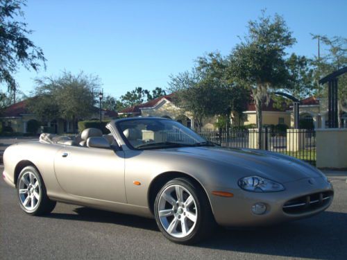 Xk8 convertible, 4.2l, topaz pearl/cashmere. absolutely superb throughout!