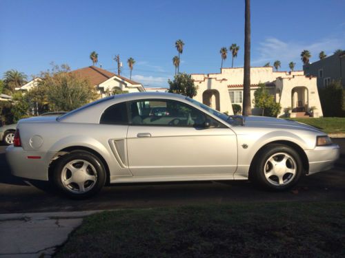 Ford 2004 mustang lx v6 auto  ac   40th anniversary   great car !  no reserve!