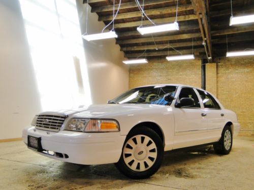 Find Used 2010 Crown Vic Police White Velour Interior
