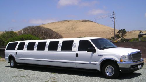 20 passenger ford excursion limousine