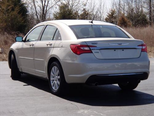 sell used 2013 chrysler 200 touring in 1490 e veterans 2013 chrysler 200 interior lights