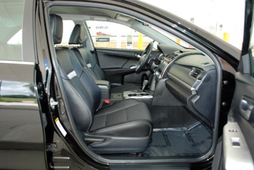 2014 Toyota Camry SE Sedan Premium Interior Paddle Shift 6-Speed Auto, US $18,950.00, image 91