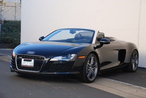Audi r8 spyder! stunning condition! 1 owner! carfax certified!