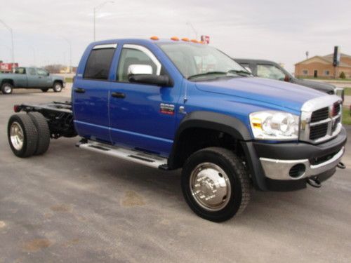 2008 dodge ram 5500 quadcab 4x4 cab &amp; chassis low miles!!!!!