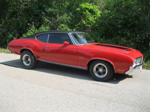 70 oldsmobile cutlass holliday coupe,rust free nevada show car 1970 chevelle