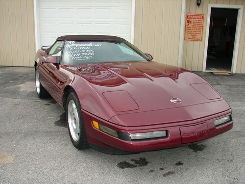 1993 chevrolet  corvette~40th anniversary edition~soft &amp; hard top~ruby red~sweet