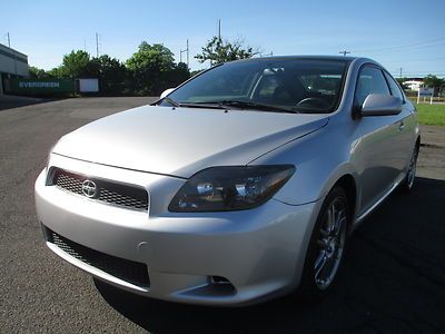 2007 scion tc coupe one owner no accidents 5 speed  gas saver no reserve