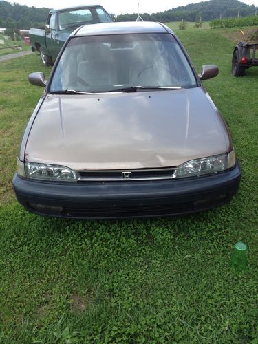 1990 honda accord dx sedan 4-door 2.2l