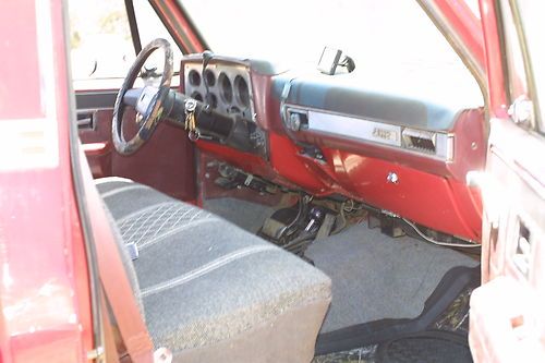 Chevy Colorado Interior >> Sell used 1984 Chevy GMC Sierra classic 4x4 Automatic A/C ... Chevy Colorado Interior >> Sell used 1984 Chevy GMC Sierra classic 4x4 Automatic A/C ...