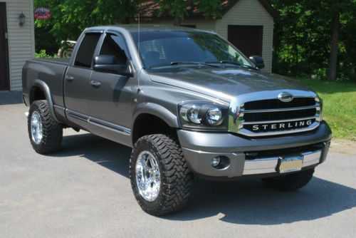 2006 dodge ram 2500 laramie crew cab pickup 4-door 5.9l