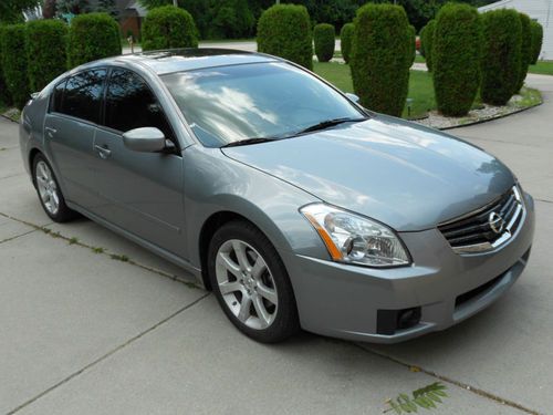 Nissan maxima se 4 door #3