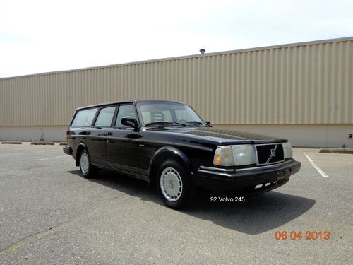 1992 volvo 240 base wagon 4-door 2.3l