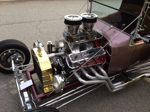 1923 ford model t, burgundy in color, with removable top
