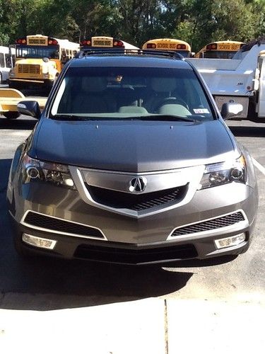 2010 acura mdx with technology package and entertainment package