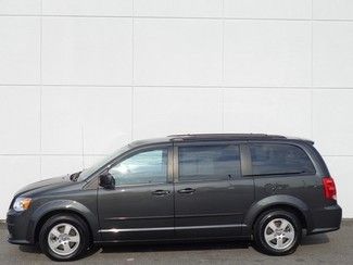 2012 dodge grand caravan sxt power sliding doors - $256 p/mo, $200 down!