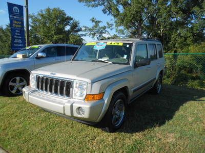 08 jeep commander 4x4 3.7l v-6 silver leather automatic transmission extra clean