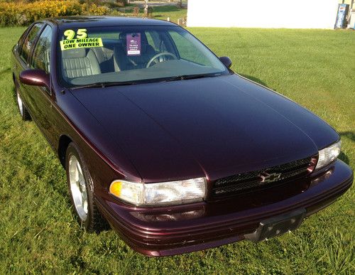 1995 chevrolet impala ss,one owner,only 25k miles,loaded,lt1 motor,17"alloy whls
