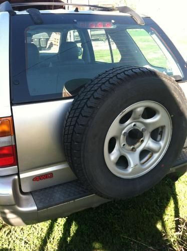 2001 honda passport suv 4wd silver - needs engine