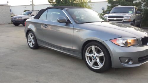 2013 bmw 128i base convertible 2-door 3.0l...tech pak with nav..auto..leather