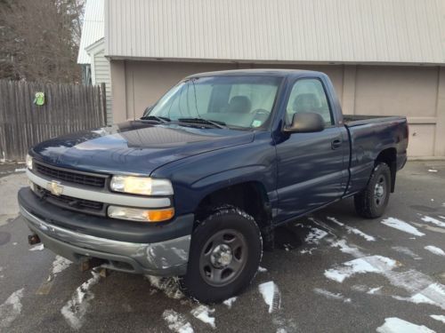 2002 chevy silverado 1500 67,000 miles!! new tires!! 4x4!! with plow set up!!