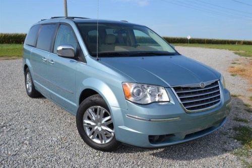 2008 chrysler town and country  stow n go limited very very sharp 09 10