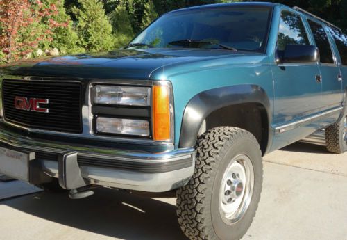 1993 gmc k2500 suburban sle 4x4 7.4l 72k miles - no reserve