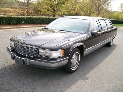 35k original miles cadillac fleetwood limo limousine 5.7 v8 immaculate black!!