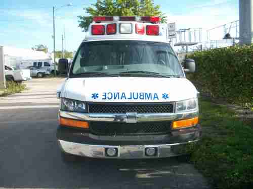 Best Mileage Trucks >> Purchase used 2009 chevy express ambulance in Hollywood ... Best Mileage Trucks >> Purchase used 2009 chevy express ambulance in Hollywood ...