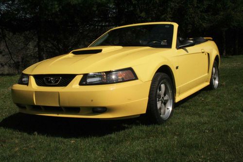 2002 ford mustang gt convertible 5-speed