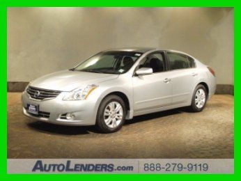 Heated seats leather seats fuel efficient power sun roof warranty convenience