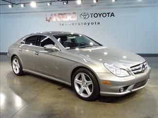 2009 cls550! leather nav, sun roof , back up cam