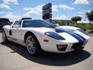 05 ford gt only 136 miles! all four options! super clean lots of doc's must see