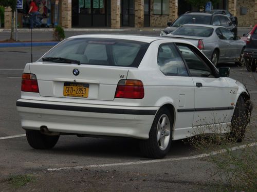 Purchase Used 1998 Bmw 318ti Base Hatchback 2 Door 1 9l In