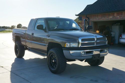 2001 Dodge Ram 2500 4x4 Extended Cab, image 9