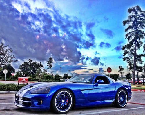 2006 twin turbo dodge viper srt-10 coupe 2-door with $75,000 in modifications