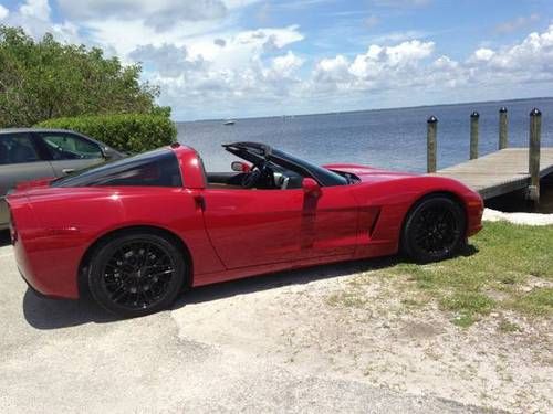 2005 corvette z51, m6, hud, nav, title in hand, clear carfax no accidents