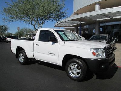 2009 white automatic 2.7l 4-cylinder miles:60k pickup truck