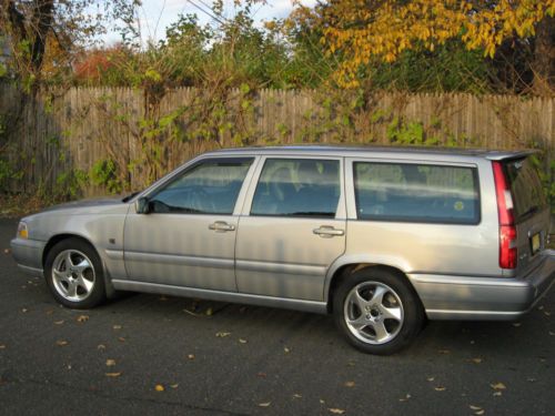 1999 volvo v70 t5 wagon 4-door 2.3l