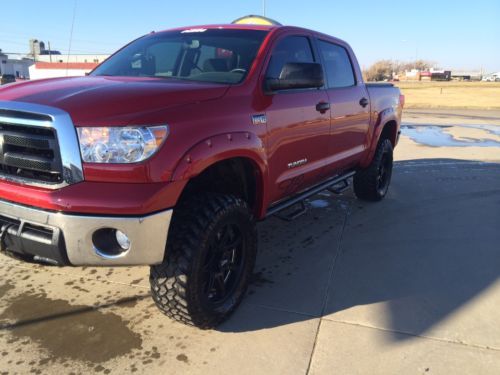 Purchase used 2013 Toyota Tundra SR5 Crew Cab Pickup 4 ...