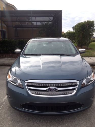 2010 ford taurus limited edition