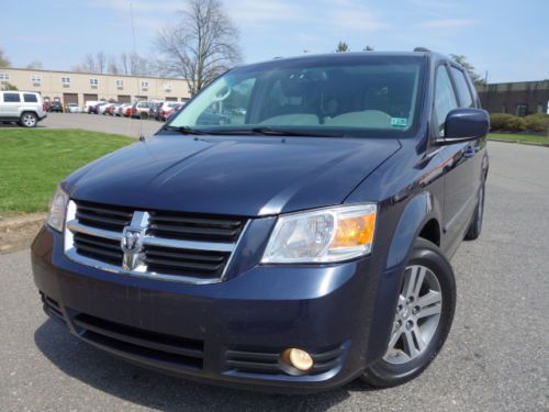 Dodge grand caravan sxt stow-n-go leather 2 tv dvd 3rd row loaded no reserve
