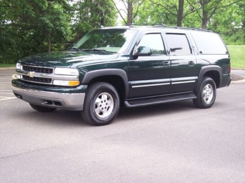 2003 chevrolet suburban lt, leather quad seats, dvd, loaded, must see