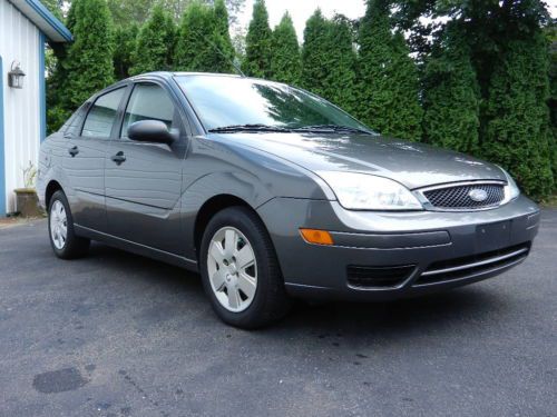 2006 ford focus zx4 se