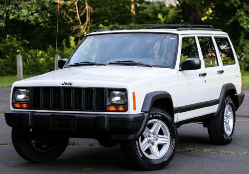 1998 jeep cherokee 4l l6 4wd 4x4 sport loaded all power 68k miles carfax rare