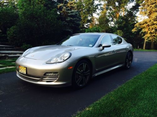 2010 porsche panamera 4s fully loaded including with extended porsche warranty!