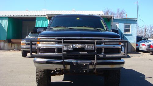 1997 chevrolet  k 1500 z71 4x4 lifted needs minor tlc looks/runs great no reserv